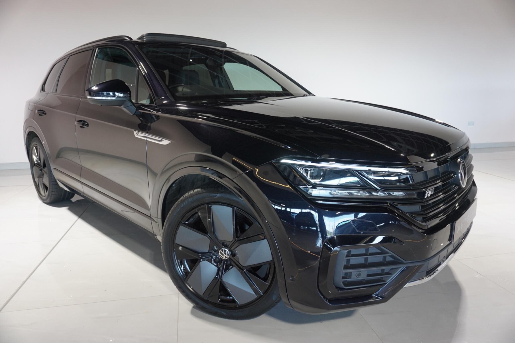 Volkswagen Touareg 3.0 TDI V6 Black Edition SUV 5dr Diesel Tiptronic 4Motion Euro 6 (s/s) (286 ps)